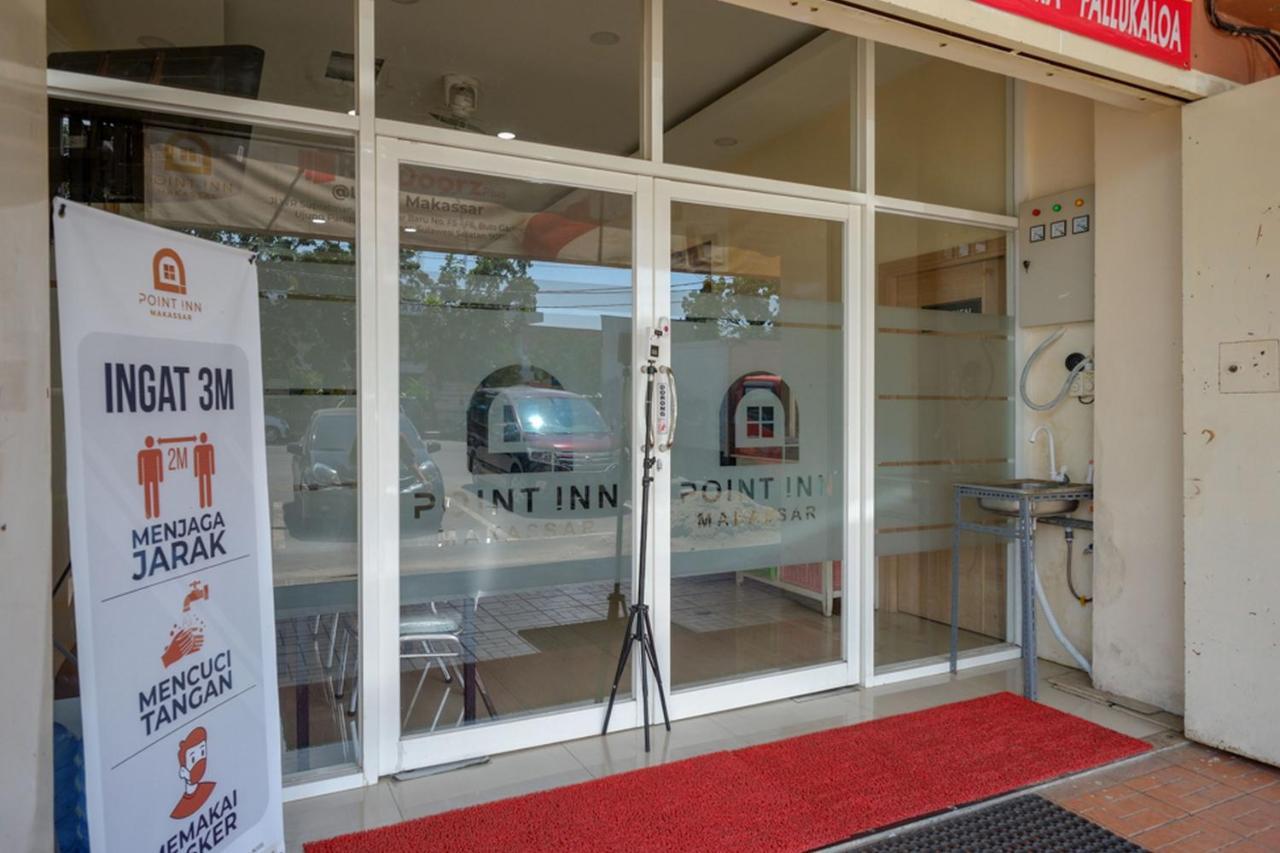 Reddoorz Plus @ Losari Makassar Exterior photo